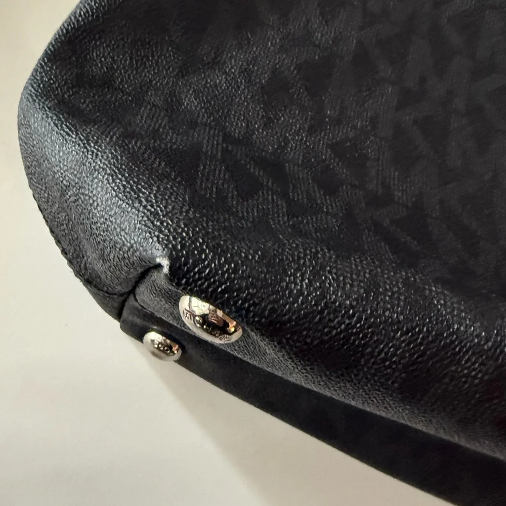 Michael Kors Black Large Signature Jet Set Tote Shoulder Bag - Picture 5 of 6